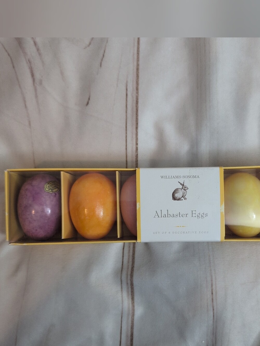 Williams Sonoma Alabaster Eggs Set of 6 Hand Carved Italy Easter Decor Box